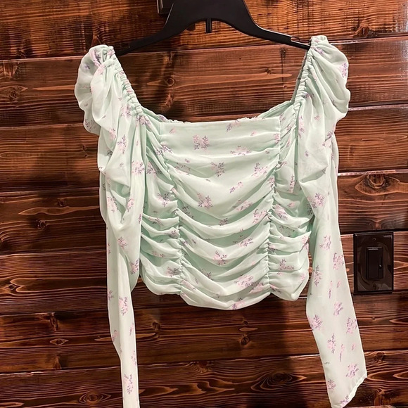 Divided Tops - Cute Top